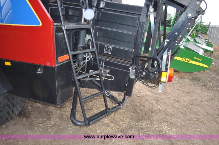 image for item C3479 2008 New Holland BB940AS square baler
