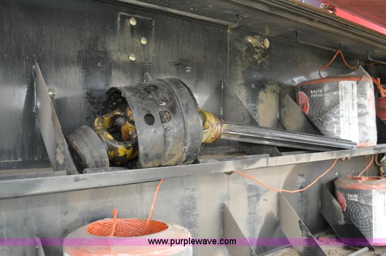 image for item C3479 2008 New Holland BB940AS square baler