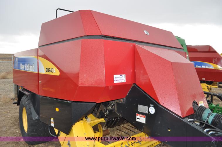 image for item C3479 2008 New Holland BB940AS square baler