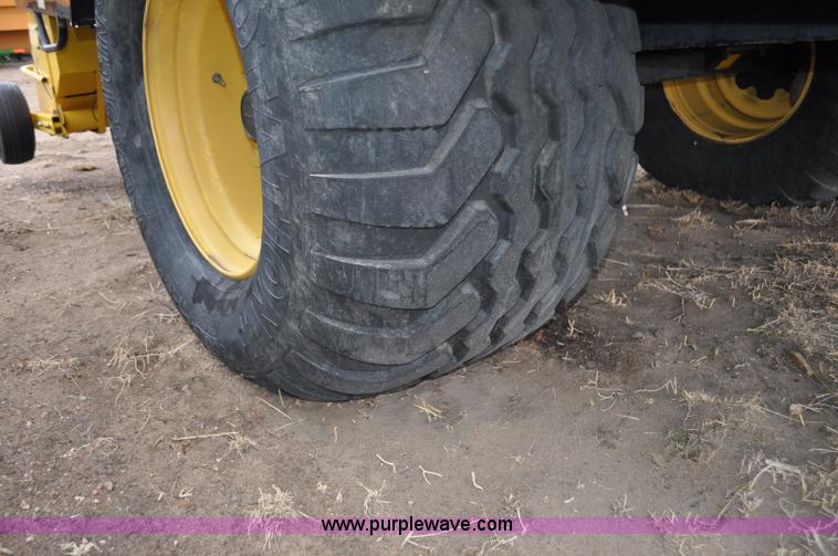 image for item C3479 2008 New Holland BB940AS square baler