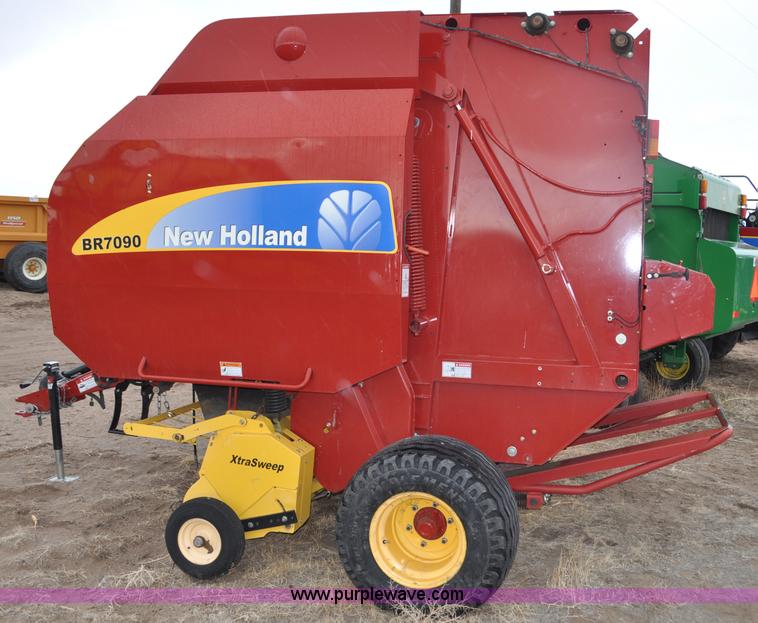 image for item C3480 2010 New Holland BR7090 round baler