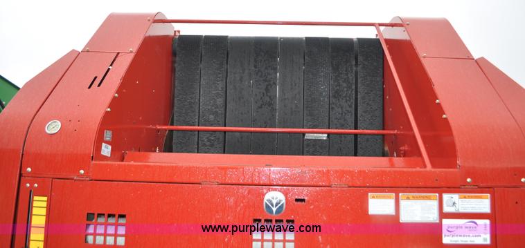 image for item C3480 2010 New Holland BR7090 round baler