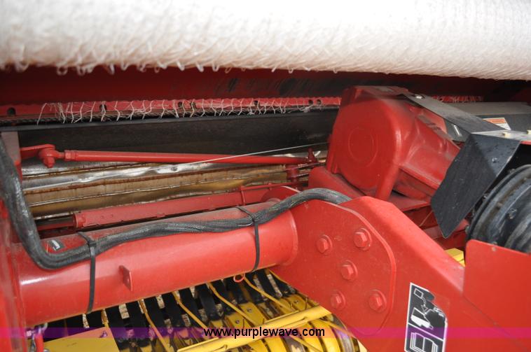 image for item C3480 2010 New Holland BR7090 round baler