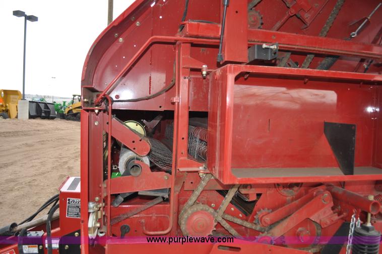 image for item C3480 2010 New Holland BR7090 round baler