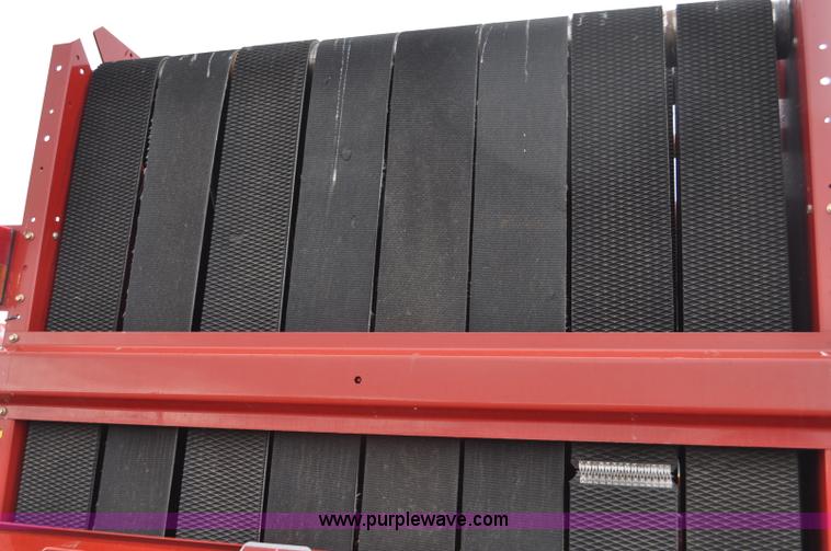 image for item C3480 2010 New Holland BR7090 round baler