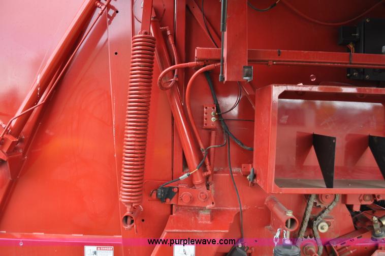 image for item C3480 2010 New Holland BR7090 round baler