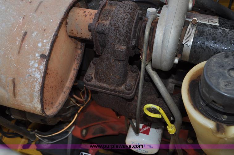 image for item C3482 2003 New Holland LS180 skid steer