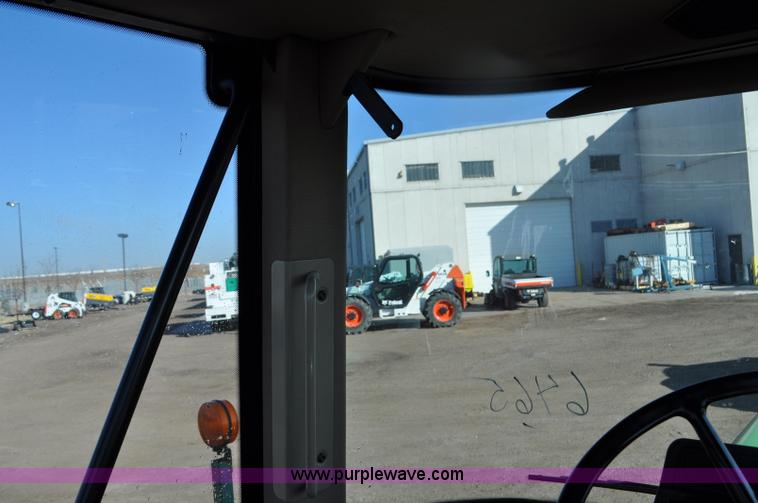 image for item C3492 1994 John Deere 8970 4WD tractor