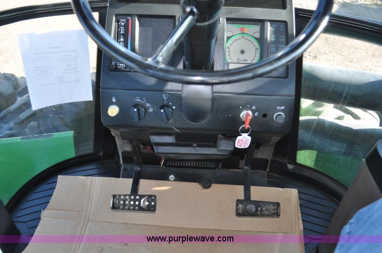 image for item C3492 1994 John Deere 8970 4WD tractor