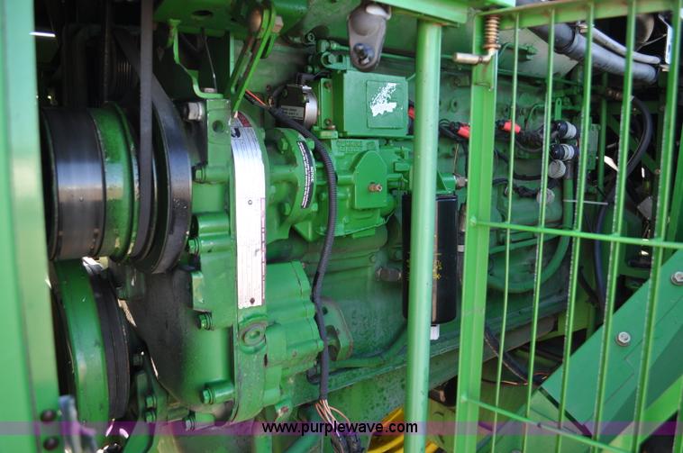 image for item C3492 1994 John Deere 8970 4WD tractor