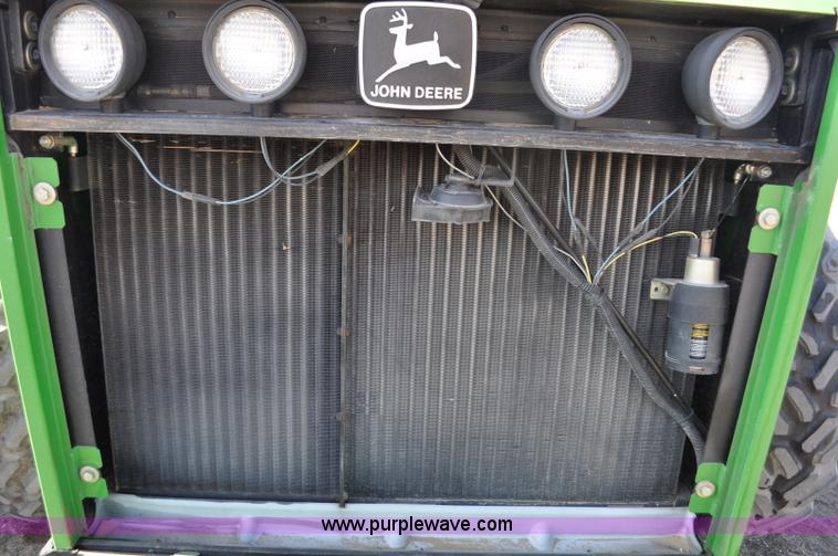 image for item C3492 1994 John Deere 8970 4WD tractor