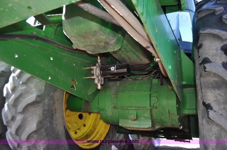 image for item C3492 1994 John Deere 8970 4WD tractor
