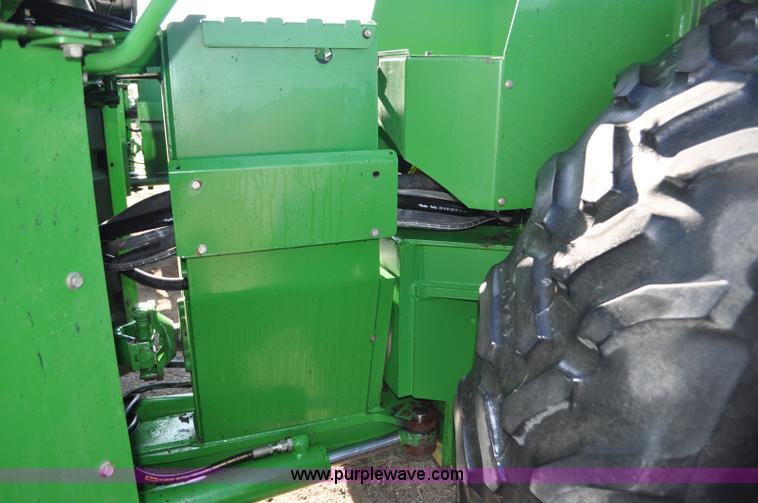 image for item C3492 1994 John Deere 8970 4WD tractor