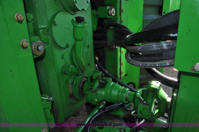 image for item C3492 1994 John Deere 8970 4WD tractor