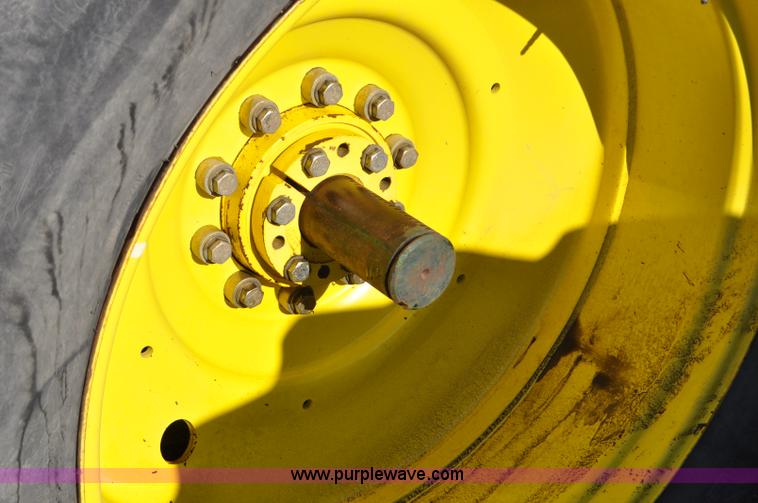 image for item C3492 1994 John Deere 8970 4WD tractor