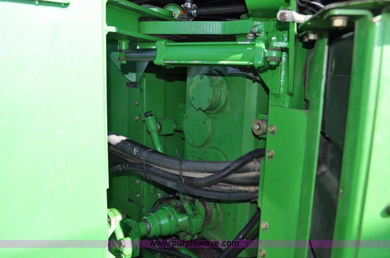 image for item C3492 1994 John Deere 8970 4WD tractor