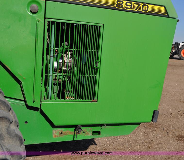 image for item C3492 1994 John Deere 8970 4WD tractor