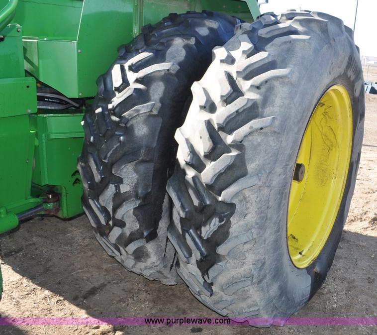 image for item C3492 1994 John Deere 8970 4WD tractor