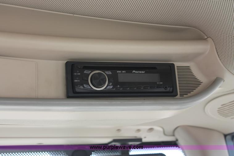 image for item E3256 2002 John Deere 6420 MFWD tractor