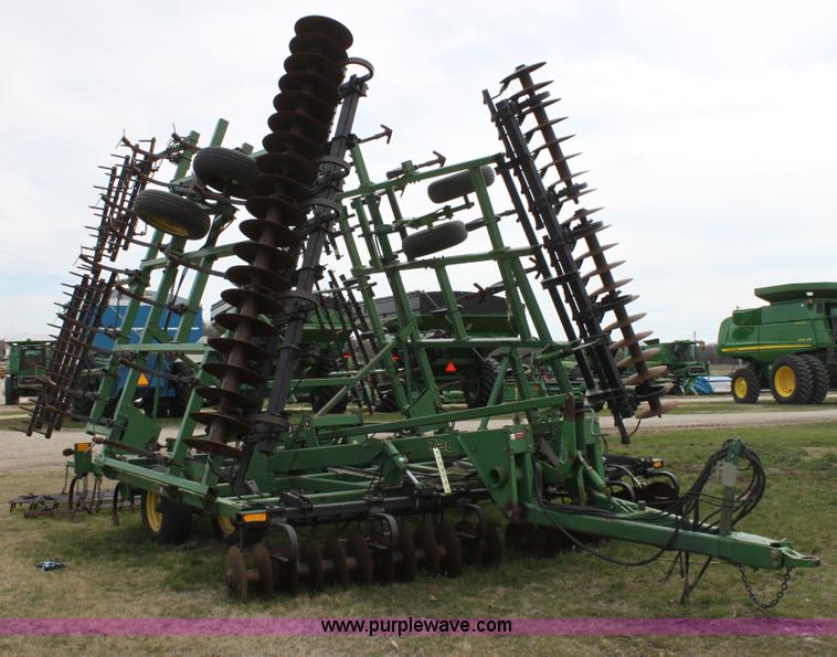 image for item F8690 1998 John Deere 726 mulch finisher