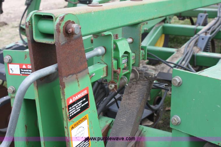 image for item F8690 1998 John Deere 726 mulch finisher