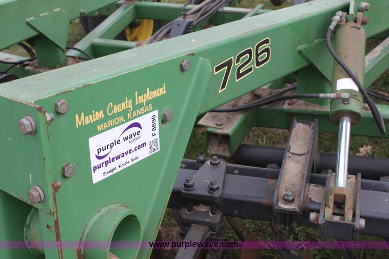 image for item F8690 1998 John Deere 726 mulch finisher