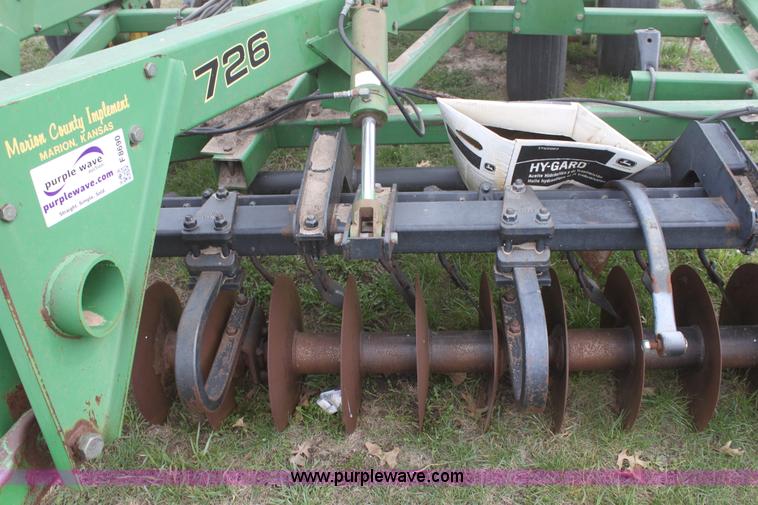 image for item F8690 1998 John Deere 726 mulch finisher