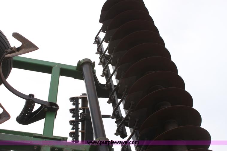 image for item F8690 1998 John Deere 726 mulch finisher