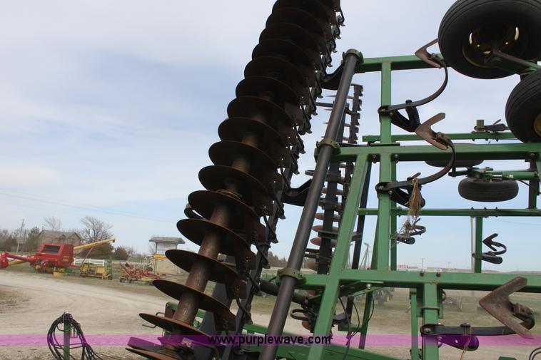 image for item F8690 1998 John Deere 726 mulch finisher