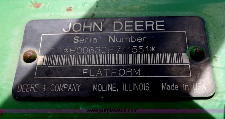 image for item F8695 2005 John Deere 630F header
