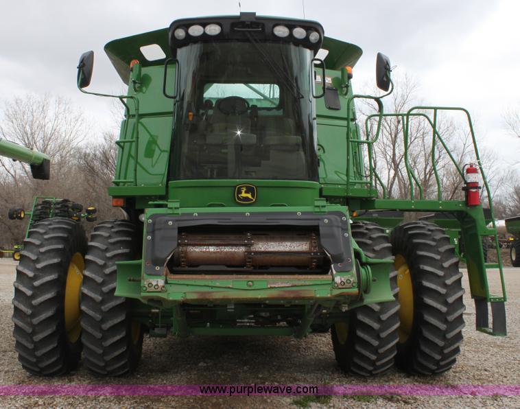 image for item F8702 2011 John Deere 9770 STS RWA combine