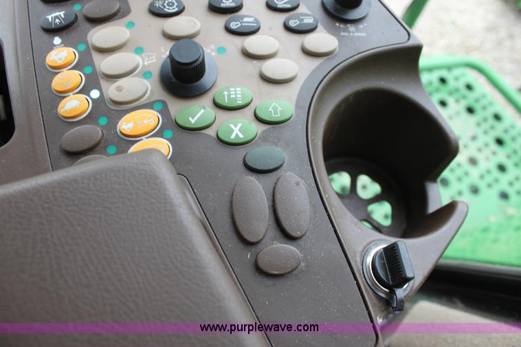 image for item F8702 2011 John Deere 9770 STS RWA combine