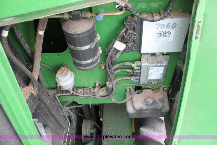 image for item F8702 2011 John Deere 9770 STS RWA combine
