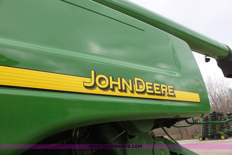 image for item F8702 2011 John Deere 9770 STS RWA combine
