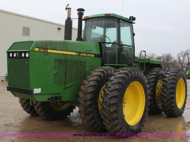 image for item F8709 1992 John Deere 8760 4WD tractor