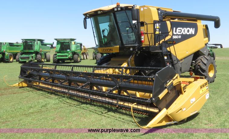 image for item F8776 2009 Caterpillar Lexion 560R 2WD combine