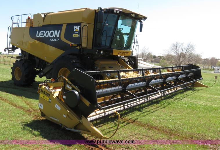 image for item F8776 2009 Caterpillar Lexion 560R 2WD combine
