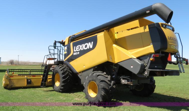 image for item F8776 2009 Caterpillar Lexion 560R 2WD combine