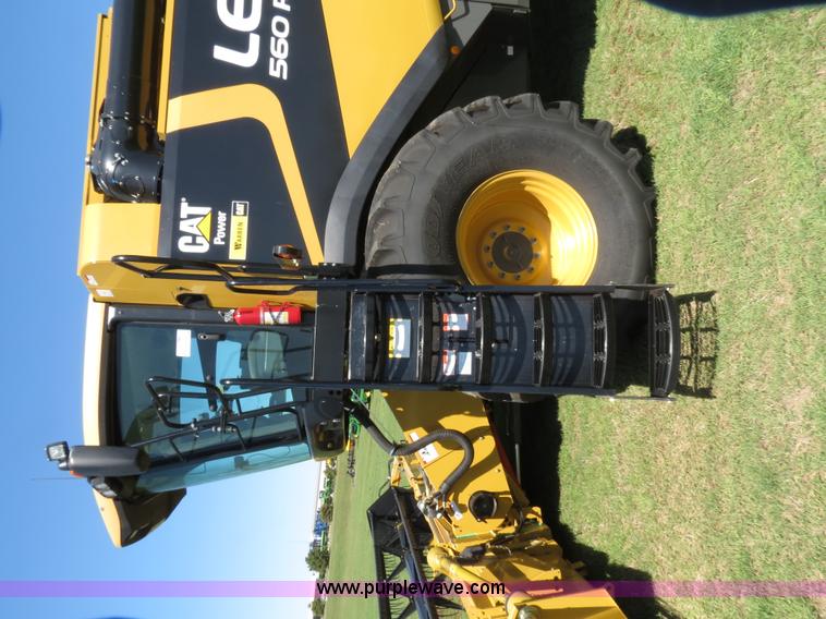 image for item F8776 2009 Caterpillar Lexion 560R 2WD combine