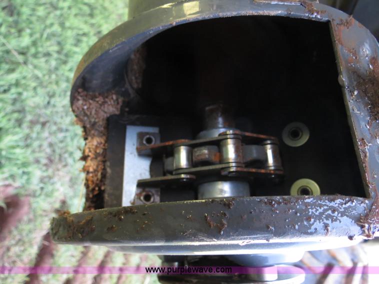 image for item F8776 2009 Caterpillar Lexion 560R 2WD combine