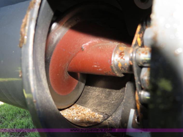 image for item F8776 2009 Caterpillar Lexion 560R 2WD combine