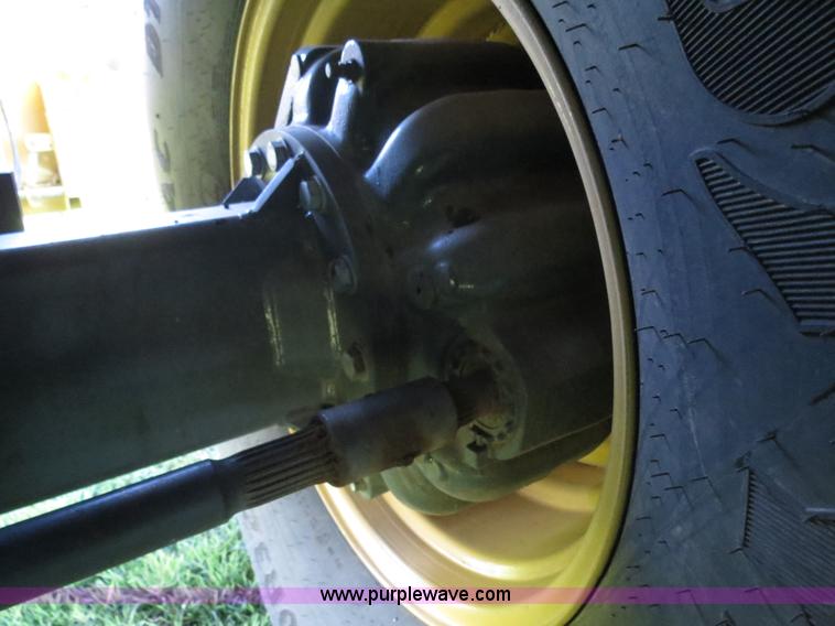 image for item F8776 2009 Caterpillar Lexion 560R 2WD combine