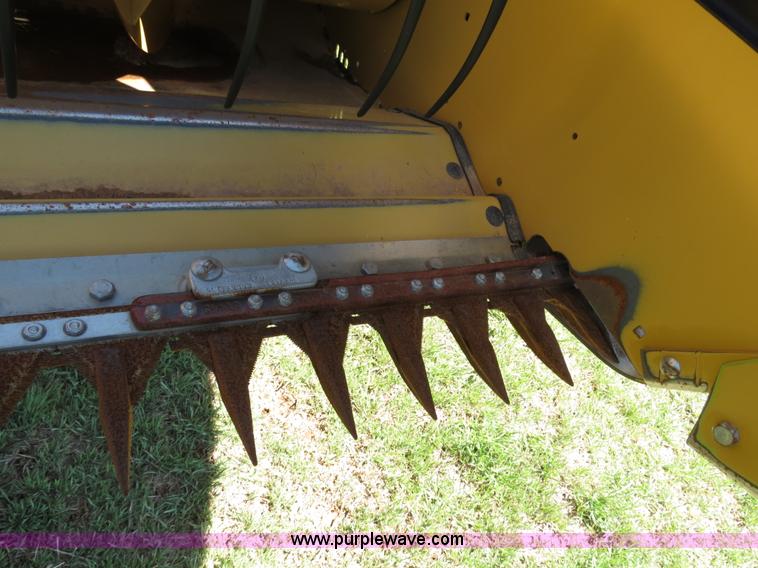 image for item F8776 2009 Caterpillar Lexion 560R 2WD combine