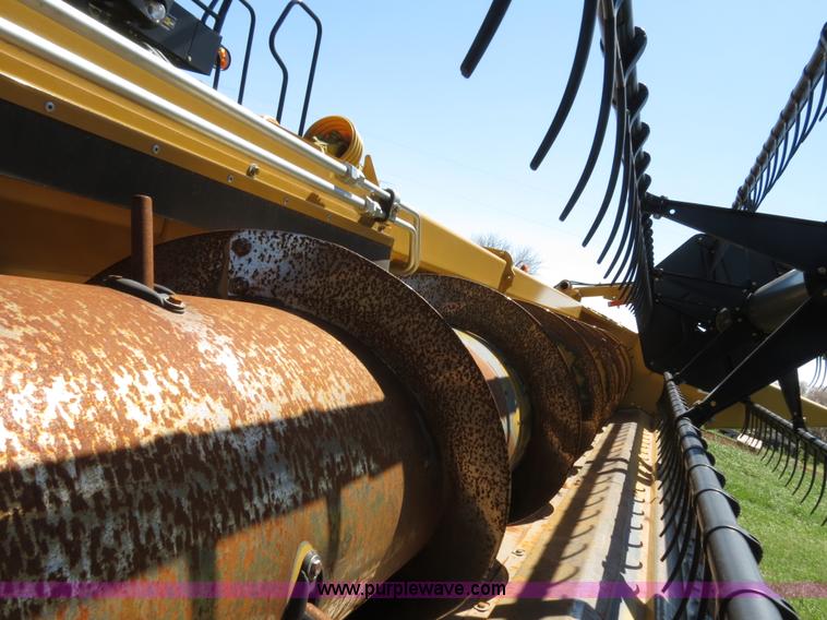 image for item F8776 2009 Caterpillar Lexion 560R 2WD combine