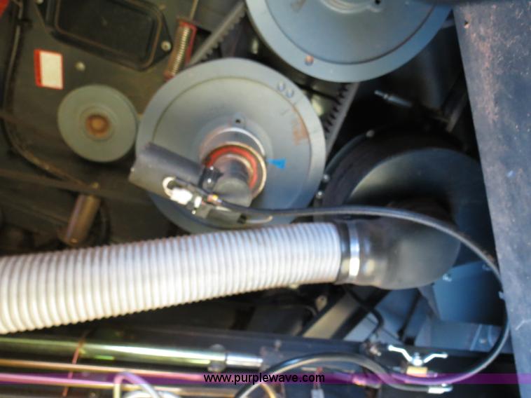 image for item F8776 2009 Caterpillar Lexion 560R 2WD combine