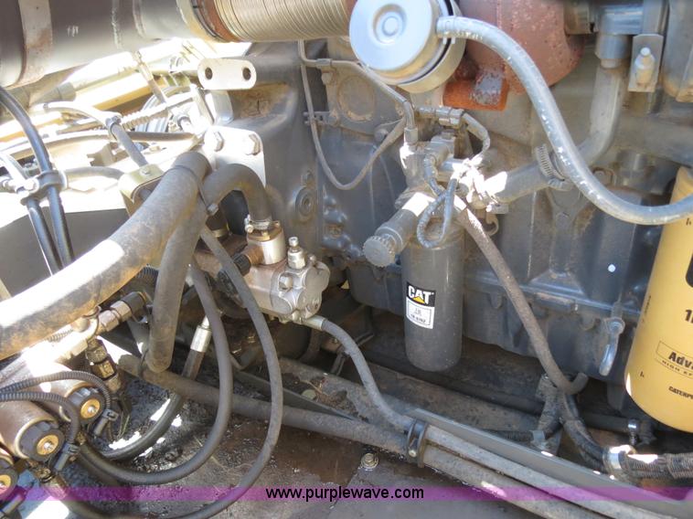 image for item F8776 2009 Caterpillar Lexion 560R 2WD combine