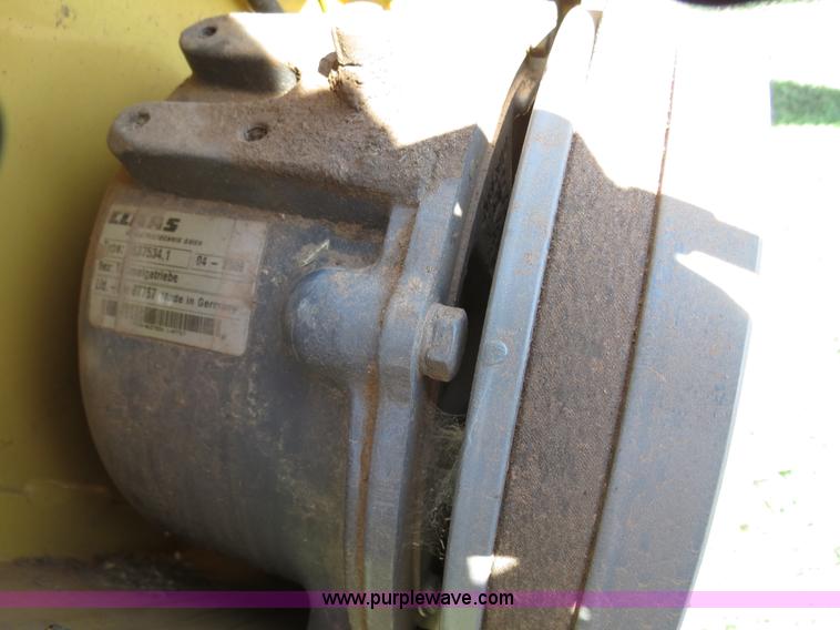 image for item F8776 2009 Caterpillar Lexion 560R 2WD combine