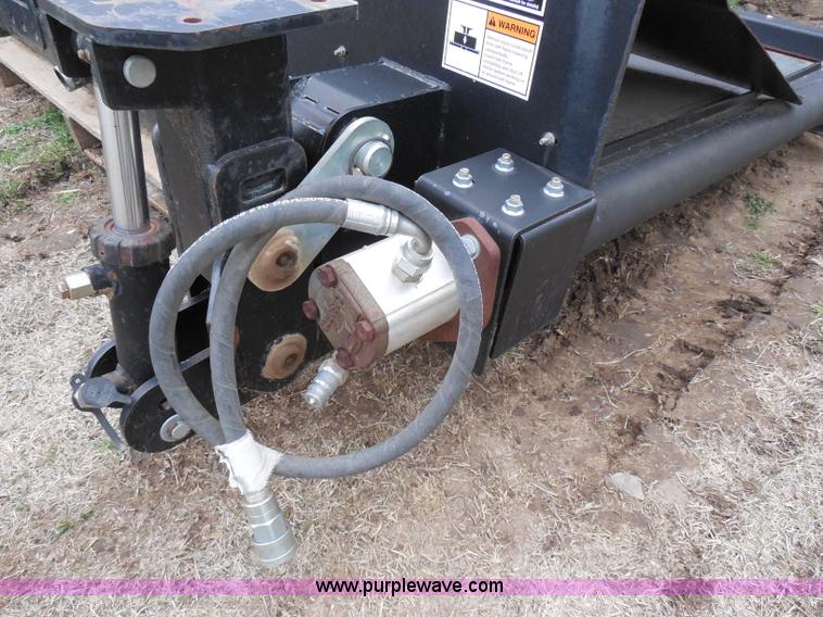 image for item F8802 2008 RCI RC0520 windrow attachment