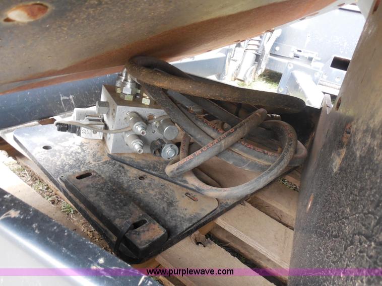 image for item F8802 2008 RCI RC0520 windrow attachment