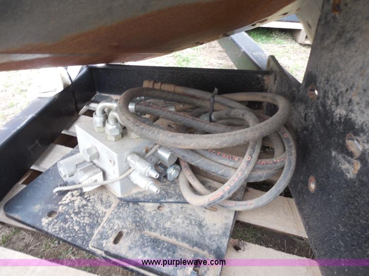 image for item F8802 2008 RCI RC0520 windrow attachment